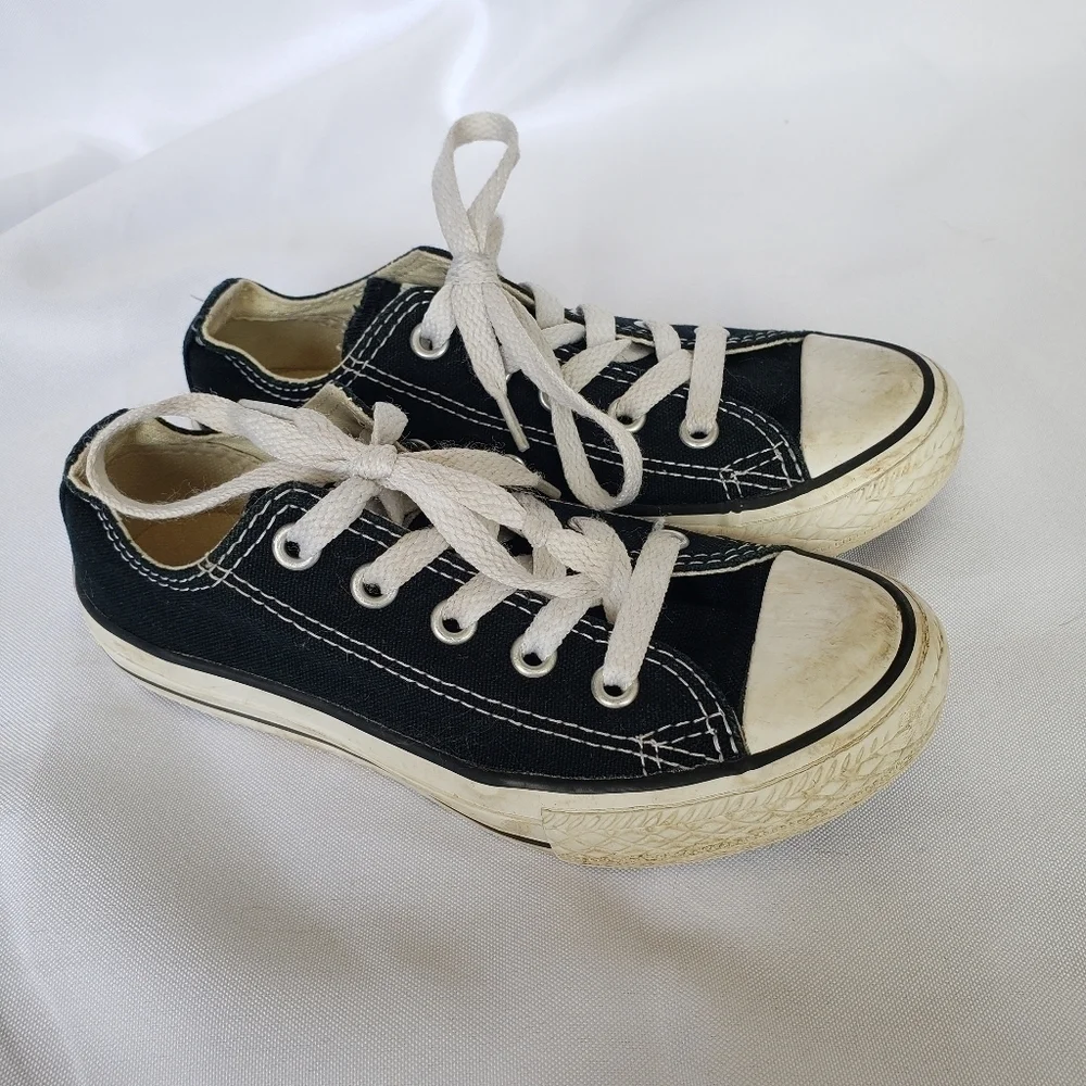 Converse All Star Canvas Sneakers Black White Lace Up Youth Size 12